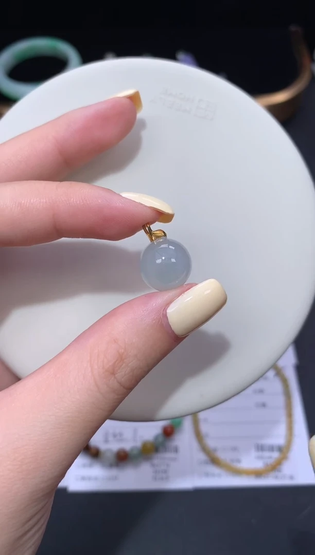 18K金镶嵌定制翡翠48小时鉴赏期 退货不扣服务费