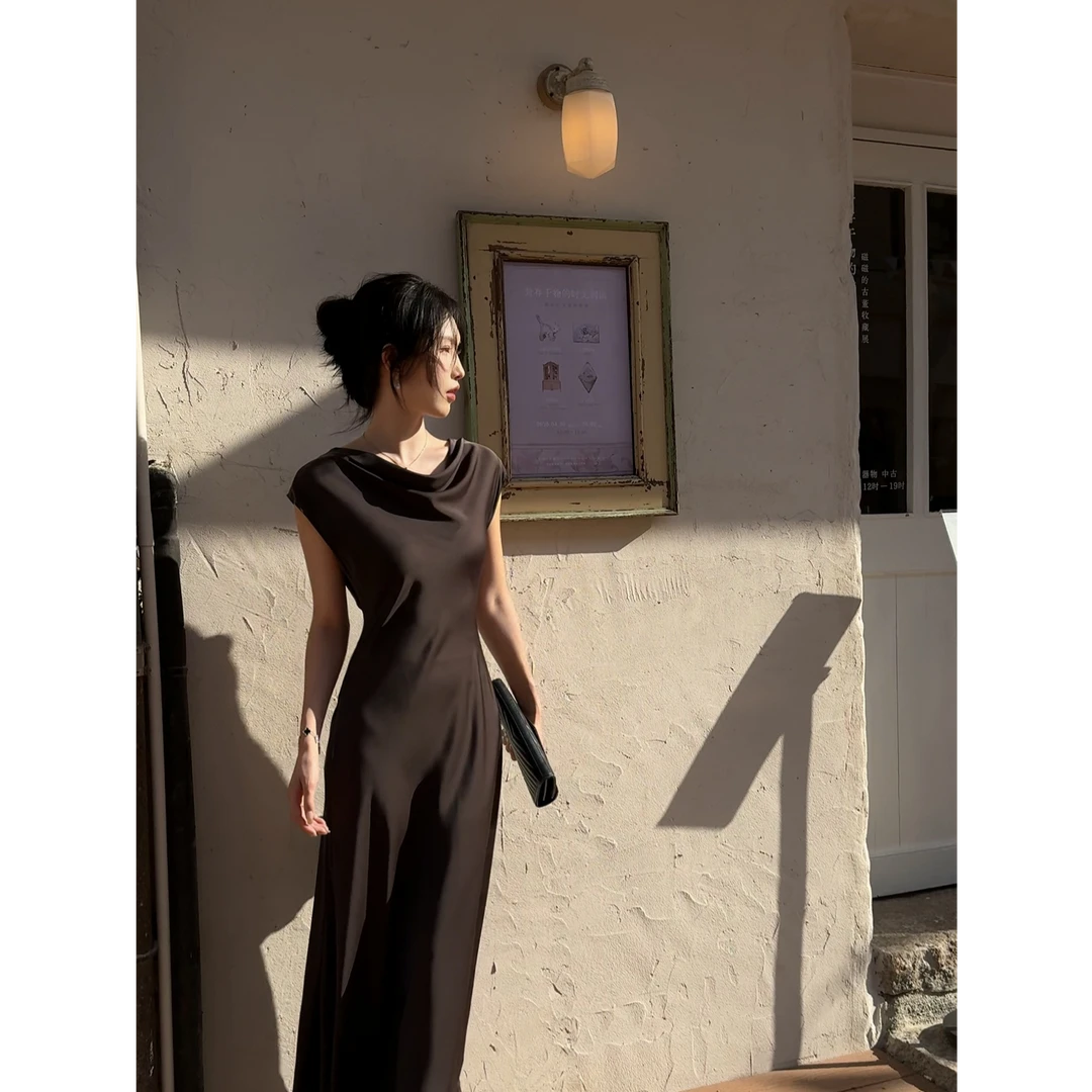 ｛三免一清仓福利｝【漫月】超美必入气质显瘦氛围感荡领两穿连衣裙