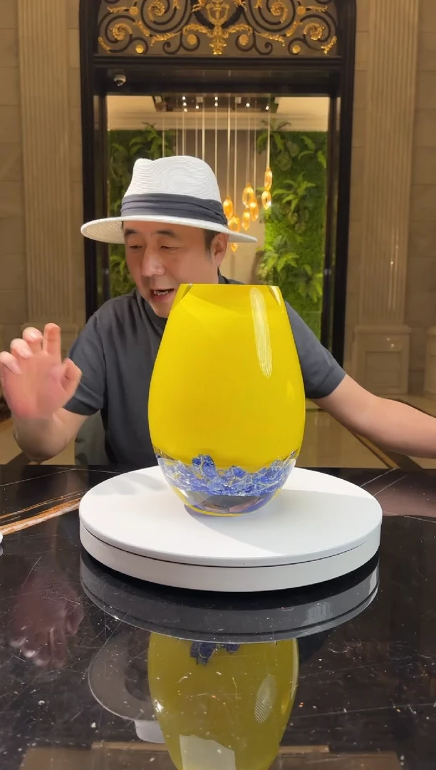 【闪购商品】摆件AJ1010022治愈黄艺术花器