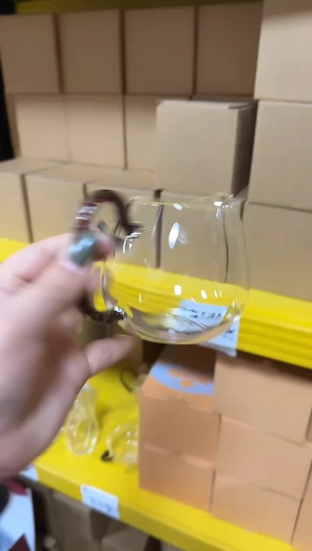 玫瑰金轩然公道杯