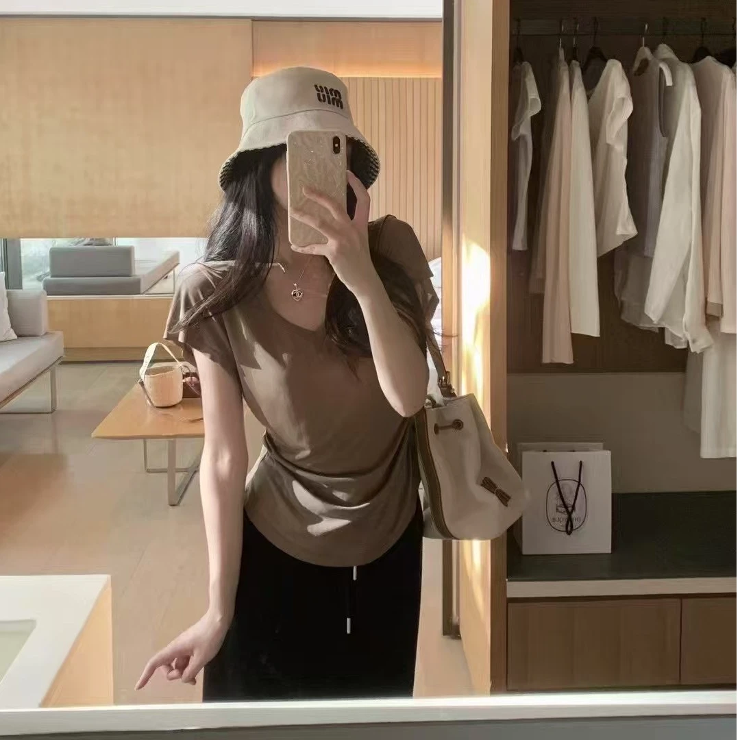 《口袋不吃苦瓜》推荐美少女显瘦穿搭