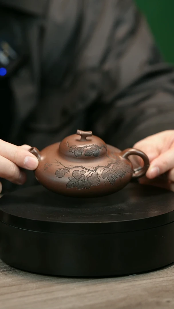 茶壶紫砂@***然H1499赵信军葫芦华颍