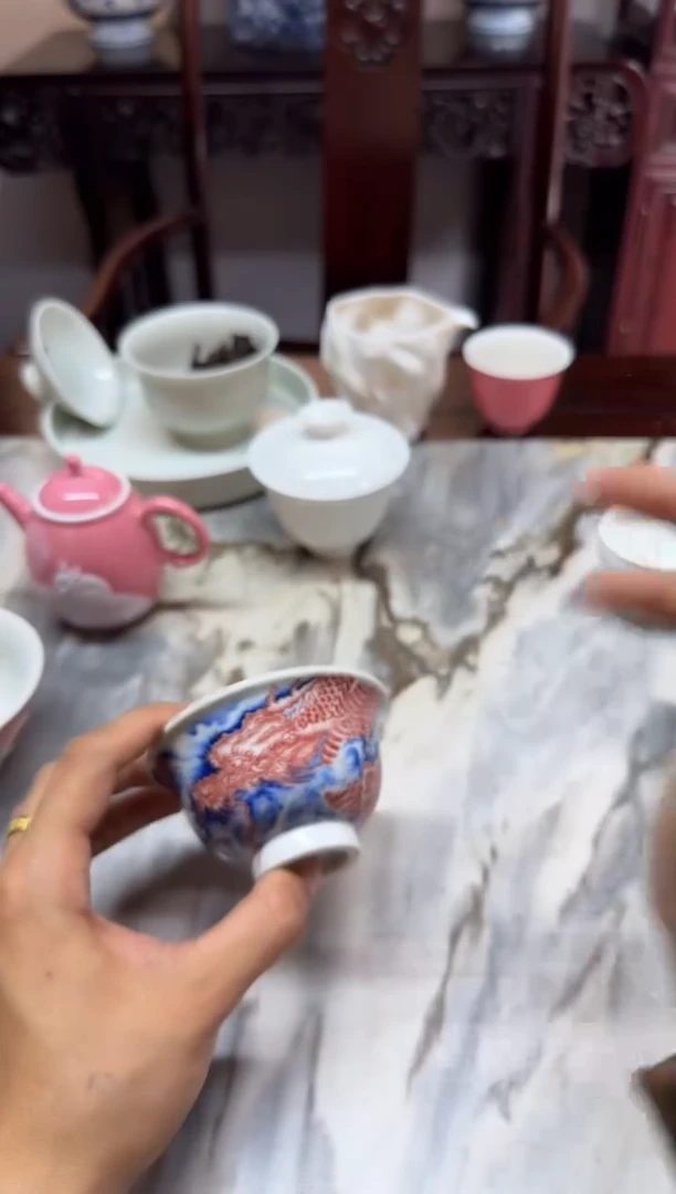 雨*人预售 天义华  釉里红龙纹压手杯