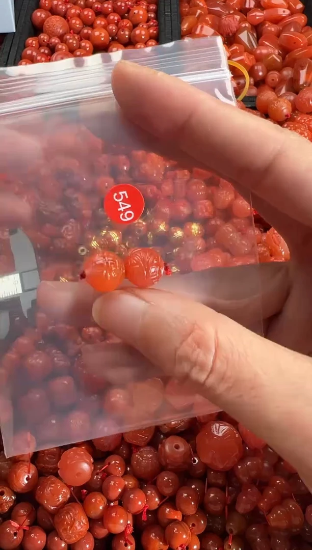 【闪购商品】南红玛瑙颈饰未镶嵌1