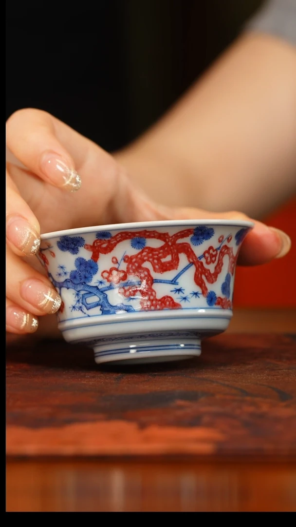 林泉风月釉里红松竹梅小马蹄杯