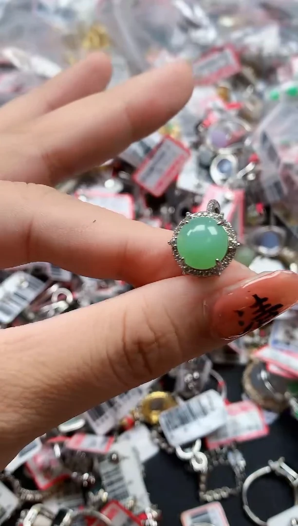 银S925镶嵌戒指翡翠天然A货缅甸翡翠
