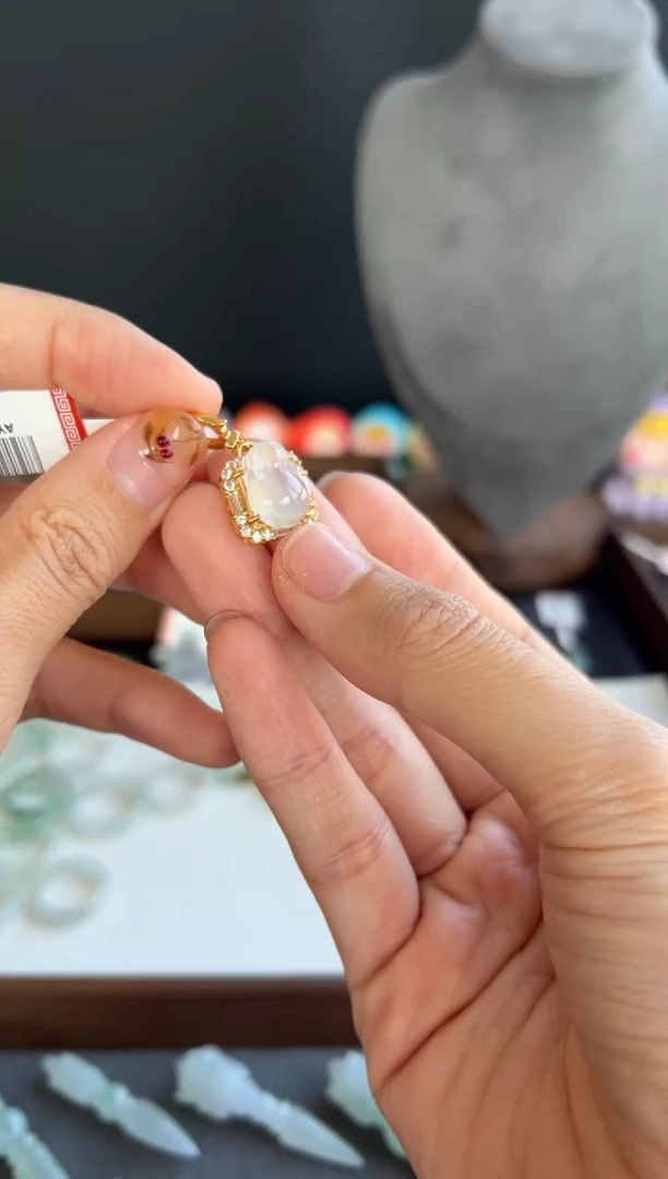 颈饰未镶嵌翡翠117买断