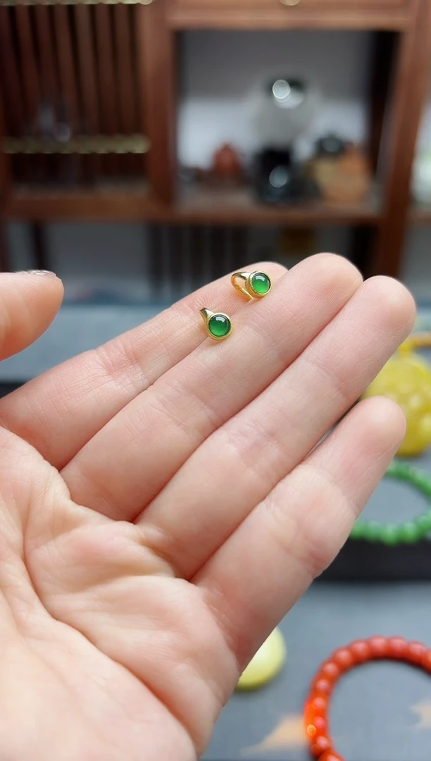 【闪购商品】翡翠银S925镶嵌耳饰s925银翡翠耳钉YD
