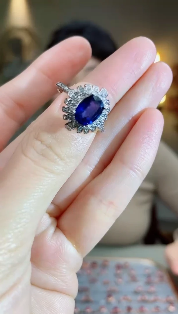 手饰蓝宝石银S925镶嵌手饰