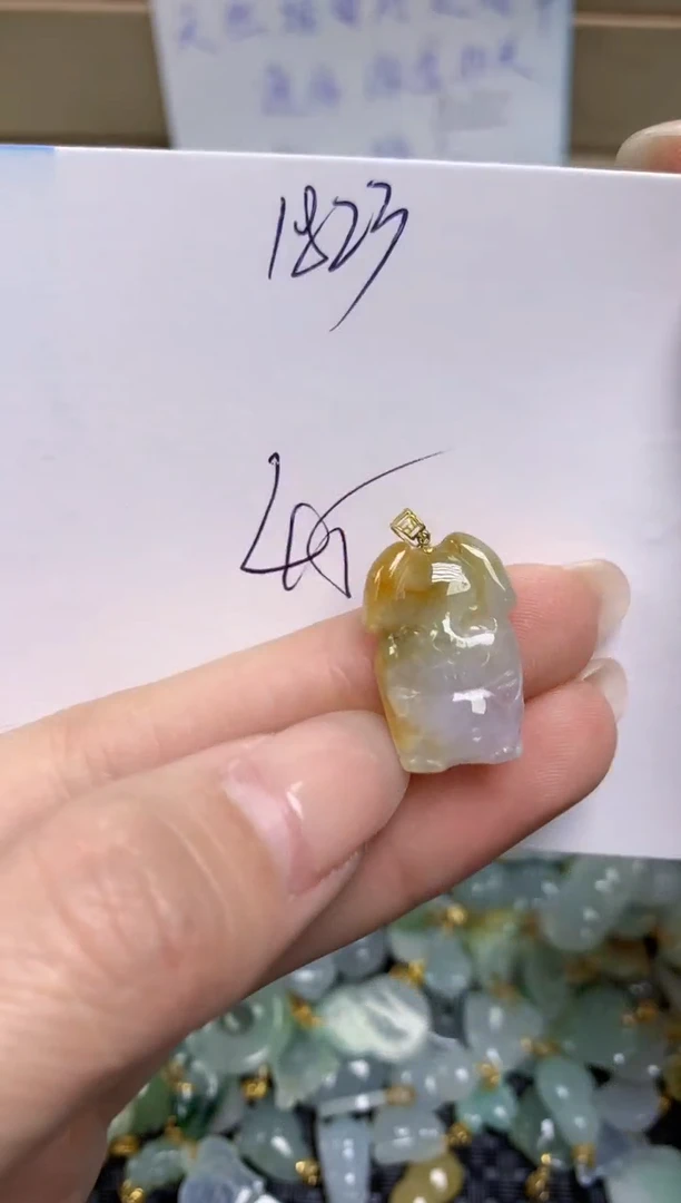 【闪购商品】翡翠颈饰18K金镶嵌天然缅甸A货翡翠