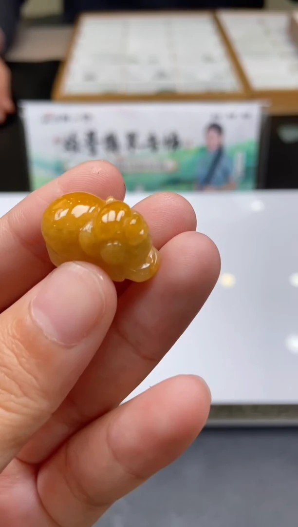 未镶嵌定制翡翠天然翡翠A货62