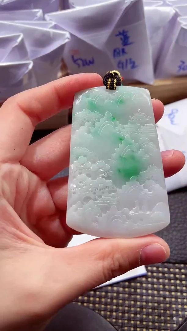 颈饰未镶嵌翡翠000111