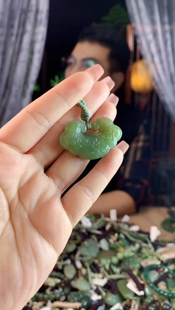 【闪购商品】和田玉挂件未镶嵌多样性发货拍一发一