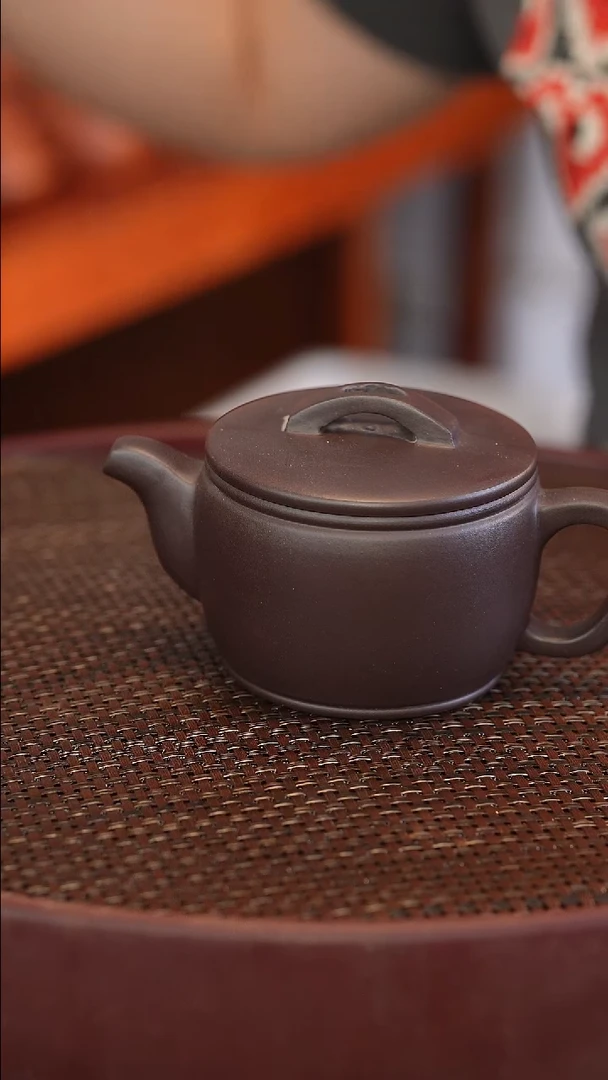 茶壶紫砂汉瓦 半手工 紫茄泥 230cc