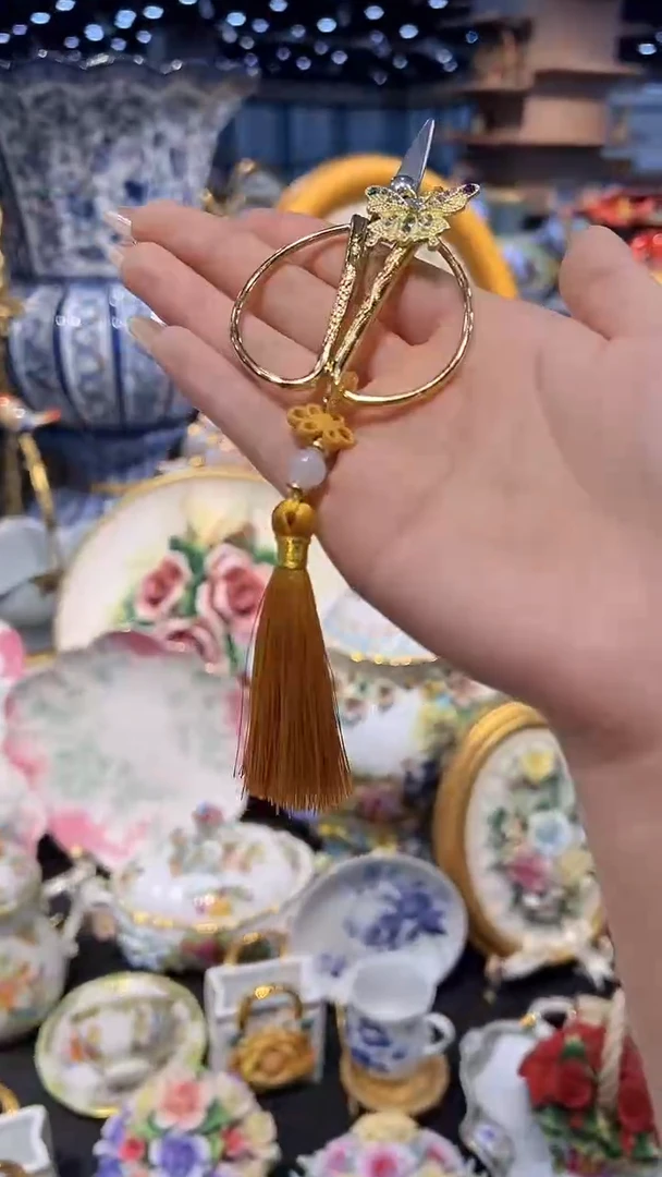 摆件米多家中古器物 如图所示  2