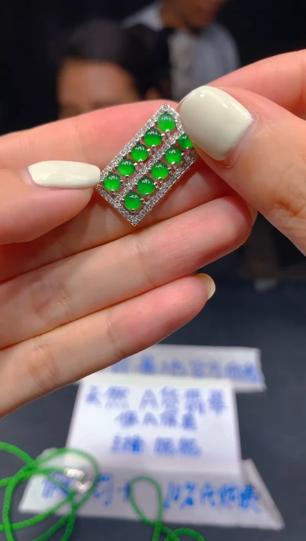 定制翡翠未镶嵌65多样性发货（发其一）