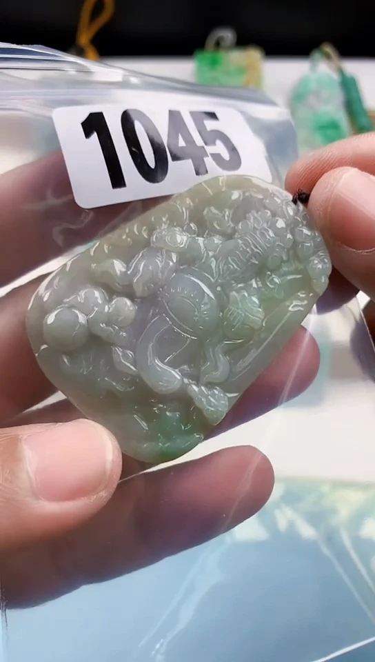 【闪购商品】翡翠颈饰未镶嵌天然翡翠吊坠挂件