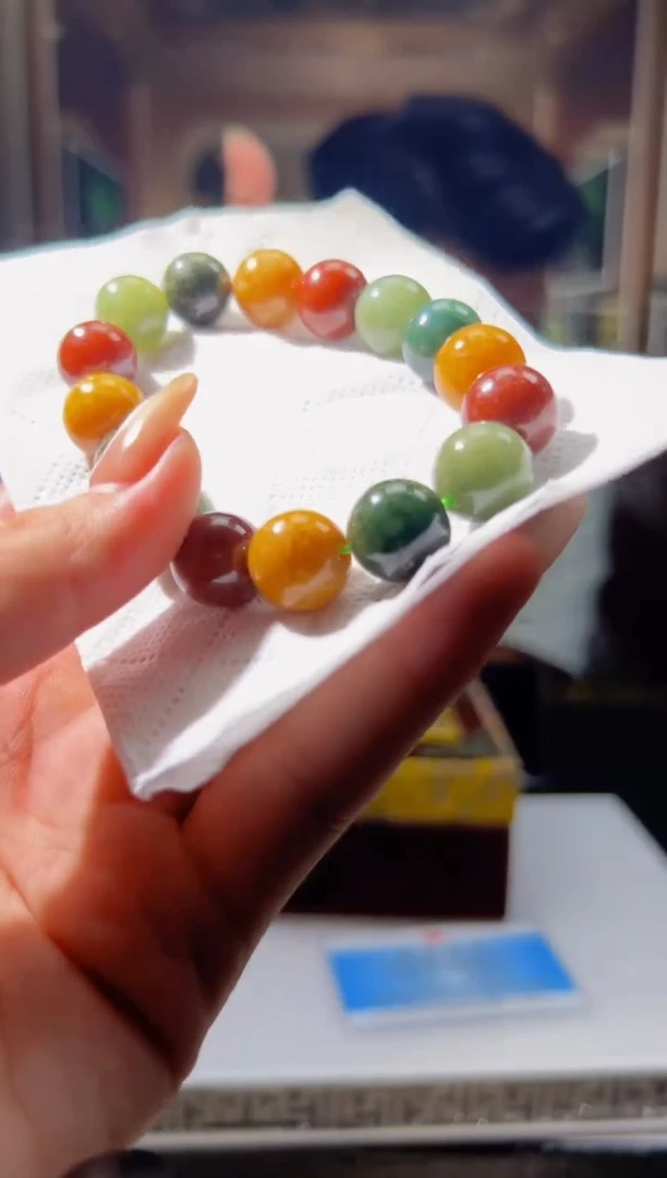 翡翠未镶嵌颈饰0600056834