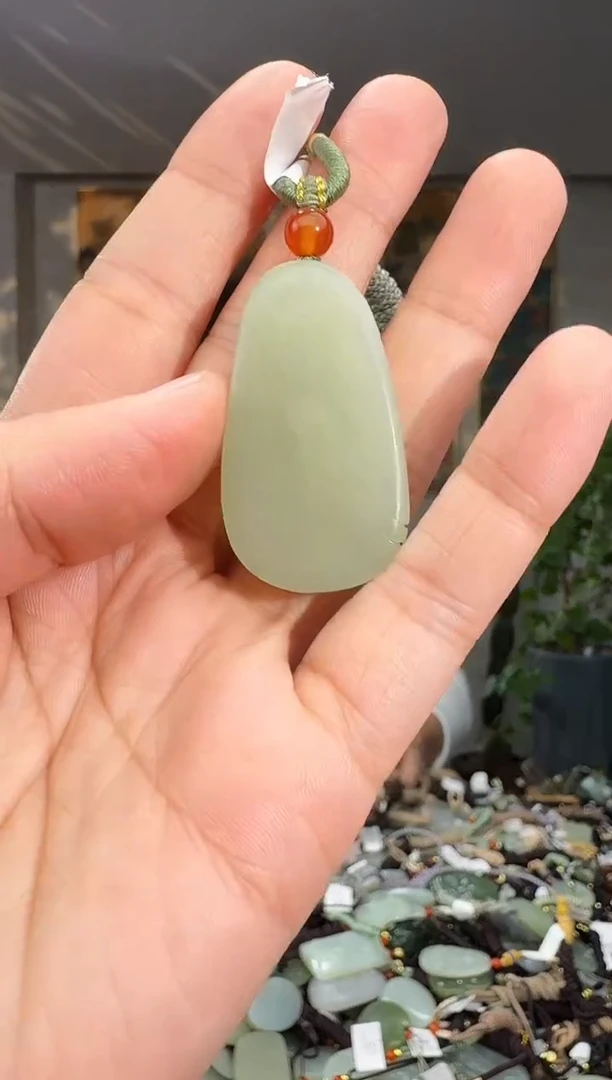 未镶嵌和田玉挂件拍一发一