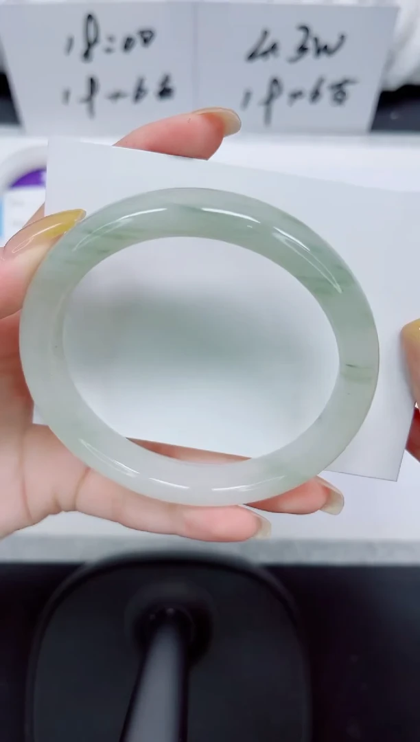 石英质玉手镯未镶嵌310