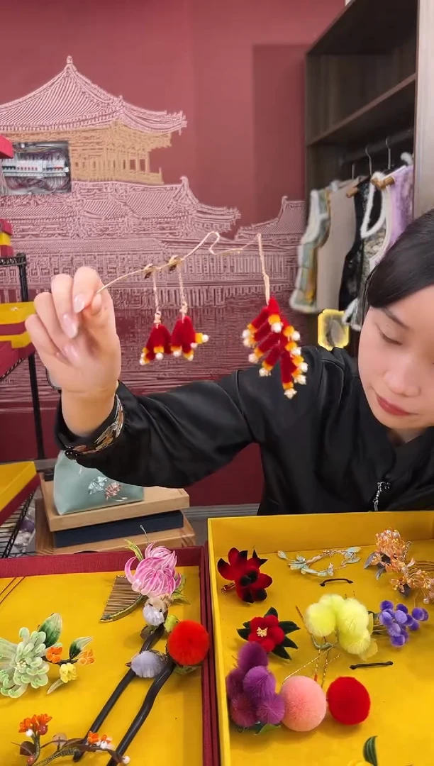 【闪购商品】刺绣非遗绒花（发饰）