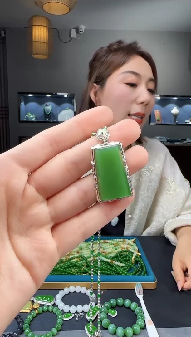 和田玉银S925镶嵌吊坠(不含链)1