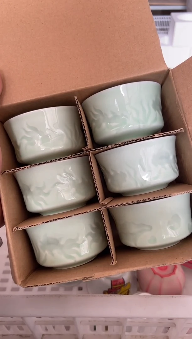 无运费险有瑕疵的摄影的产品有使用过的痕迹有点脏介意勿拍