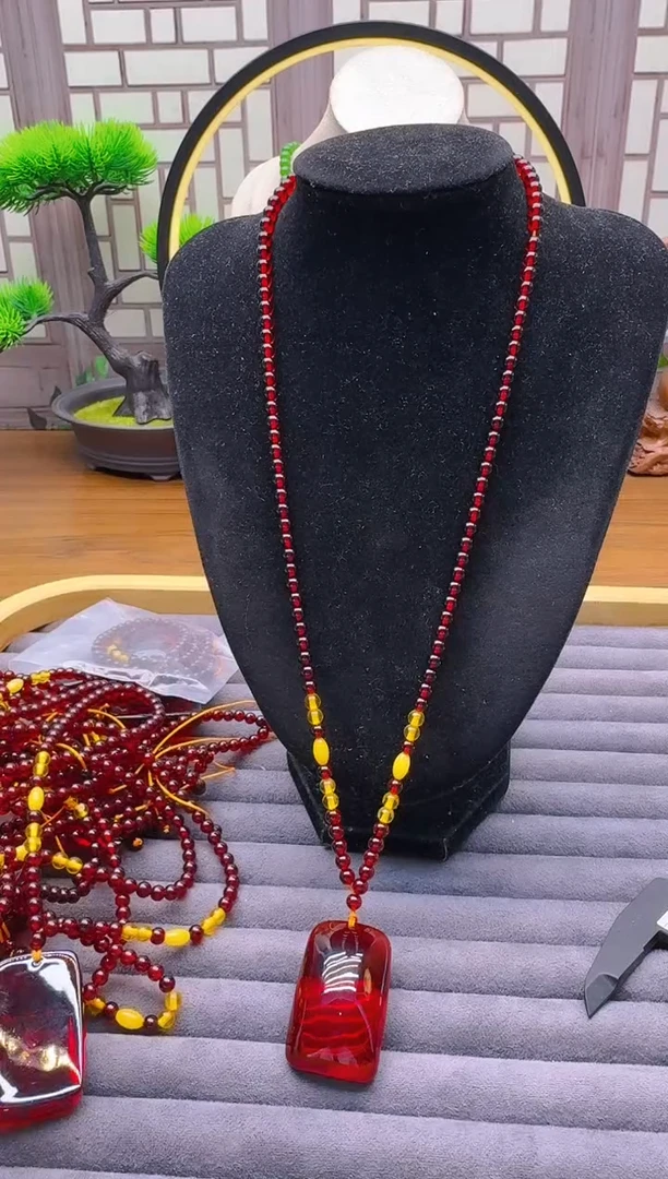 血珀颈饰14K金镶嵌L17