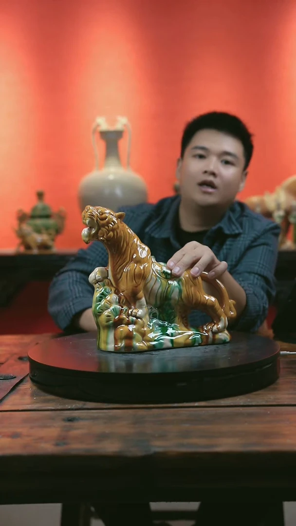 中国三彩陶瓷工艺品中国三彩陶瓷工艺品