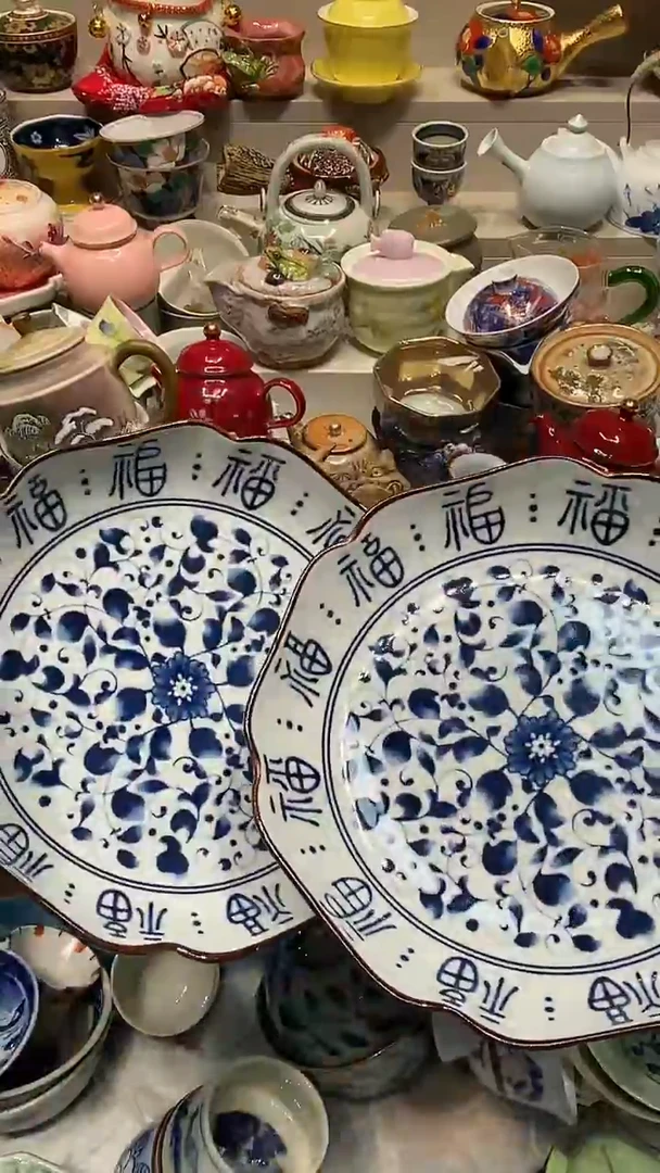 瓷片雨**秋 系统自动截取直播间实时画面