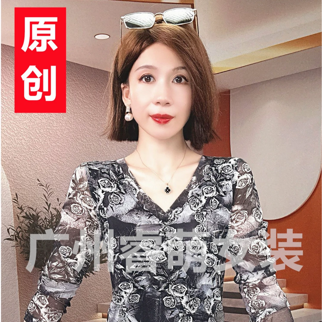 碎花V领印花常规款长袖春秋修身型气质纱网T恤洋气打底衫设计感潮