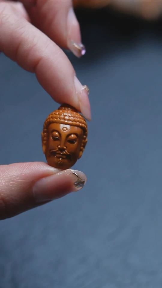 【闪购商品】橄榄核吊坠苏工橄榄核