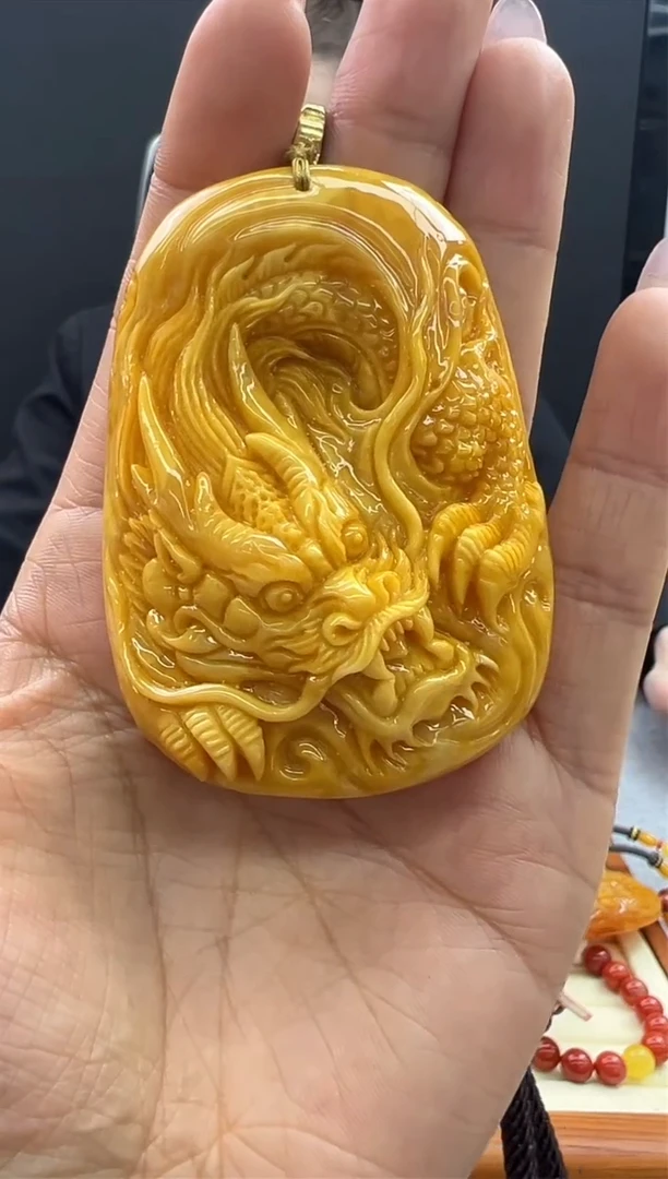 【闪购商品】琥珀颈饰未镶嵌2秒拍号