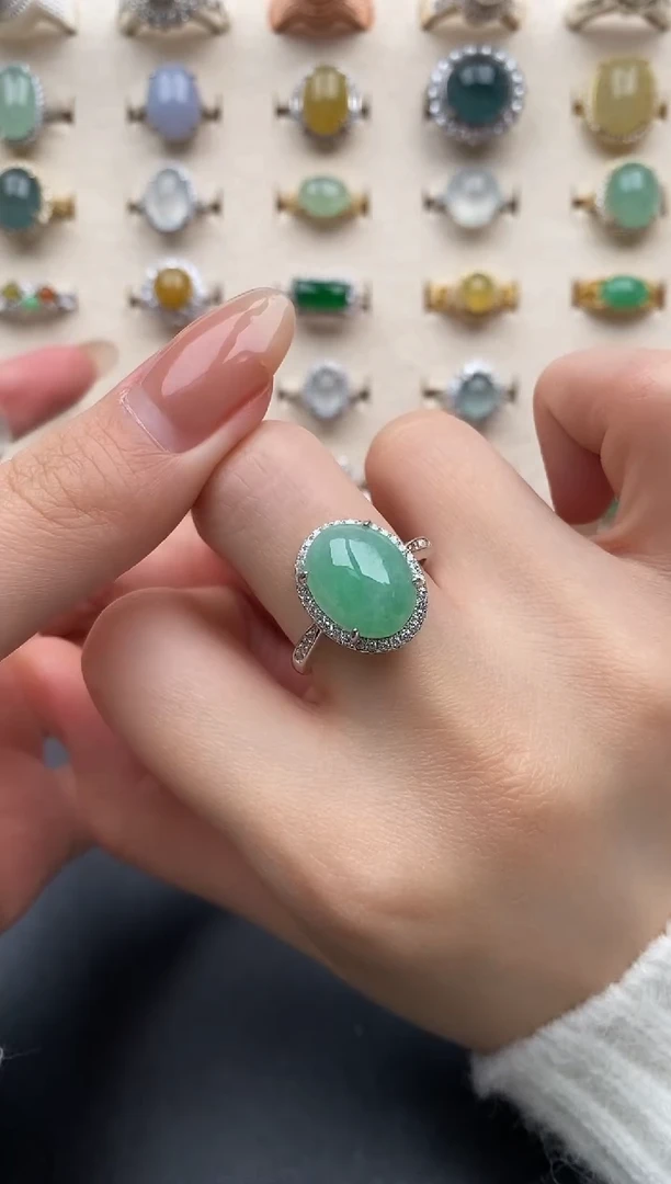 银S925镶嵌戒指翡翠一物一证一礼盒