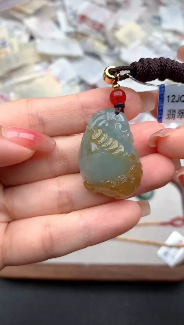 未镶嵌挂件翡翠一