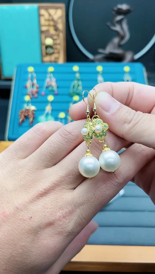 【闪购商品】拼合珍珠（马贝珠）耳饰银S925镶嵌320000