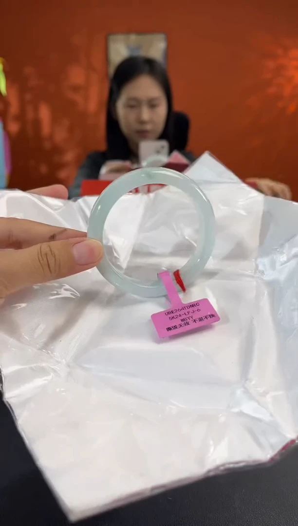 未镶嵌手镯翡翠4  5253