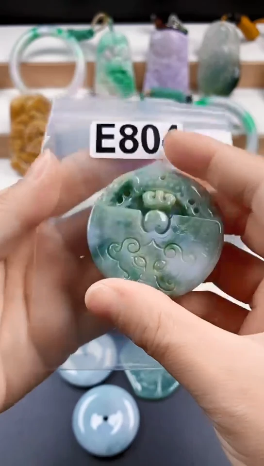 颈饰未镶嵌翡翠天然翡翠吊坠挂件