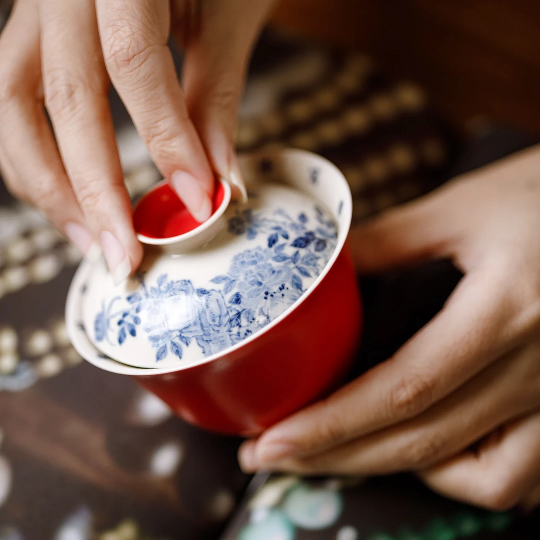 镇店美作【城墙红雅致花卉盖碗】（雨香斋）景德镇纯手工手绘盖碗