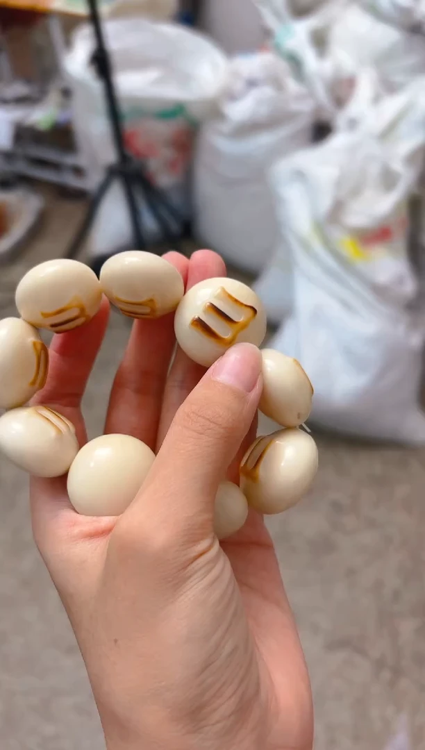 吊坠菩提根/象牙果MM单圈手串