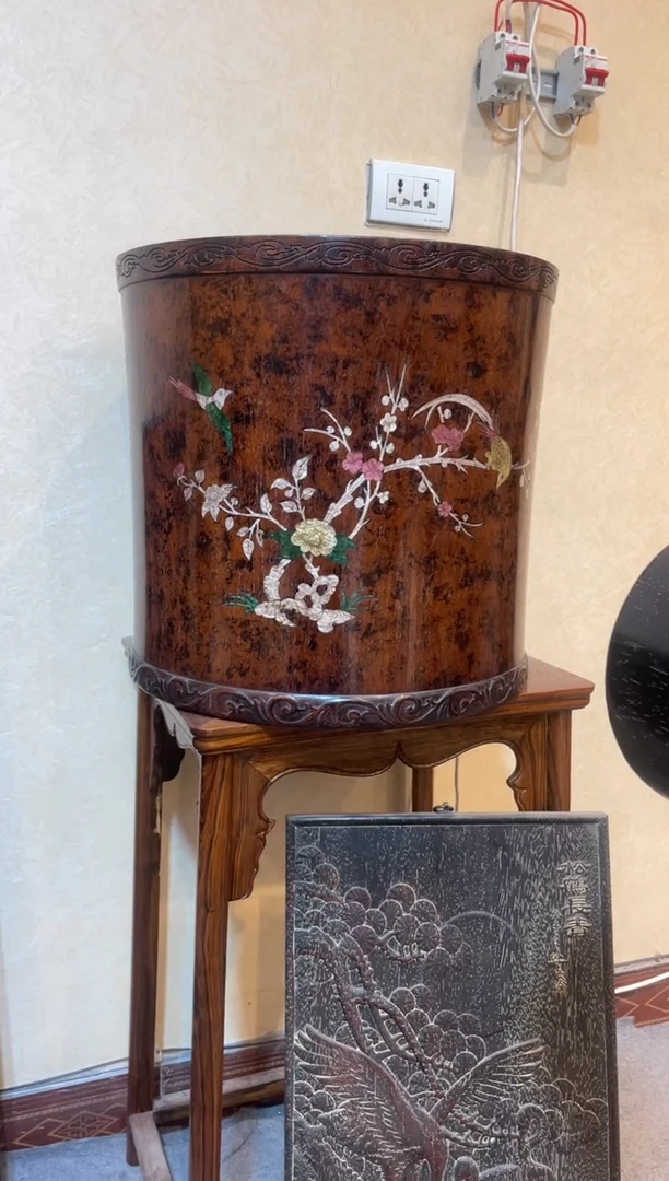 木我**嘴珍藏老货...黄花梨笔筒