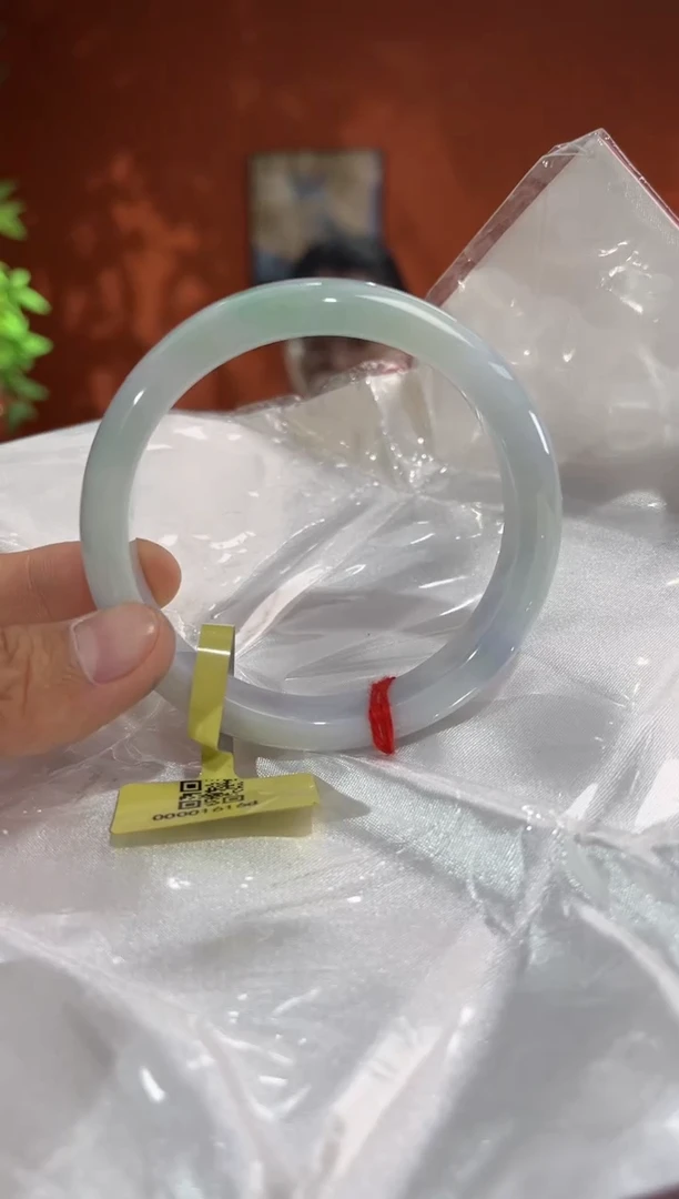 未镶嵌手镯翡翠翡翠手镯