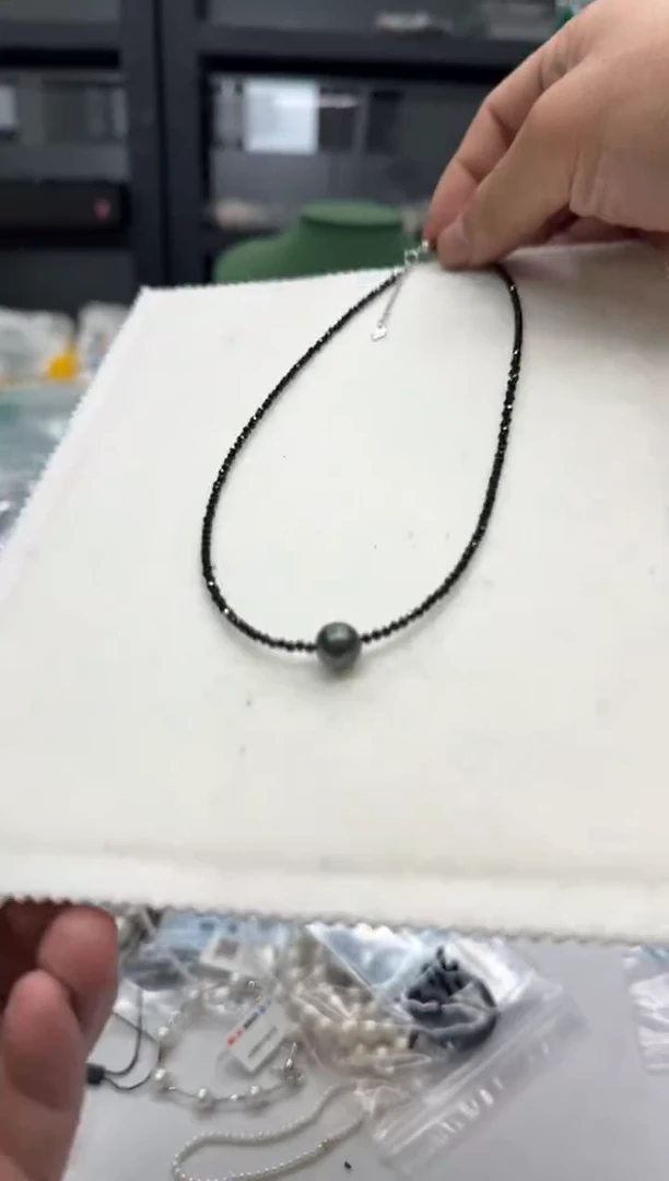 【闪购商品】海水珍珠项链银S925镶嵌10-11mm（钢琴黑）