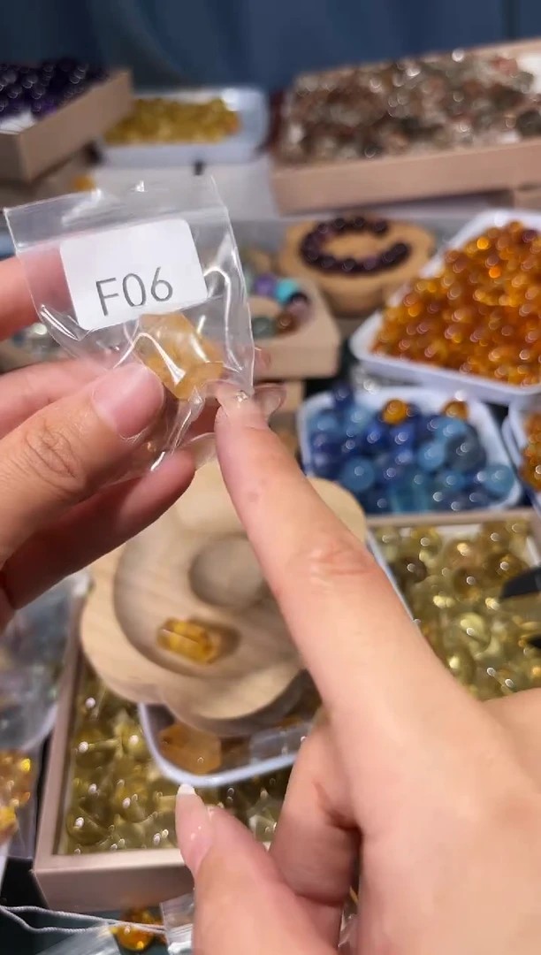 未镶嵌手串水晶小****肤F06胶花双尖单颗