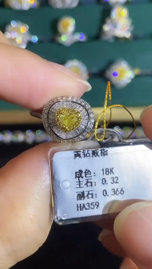 18K金镶嵌戒指钻石42