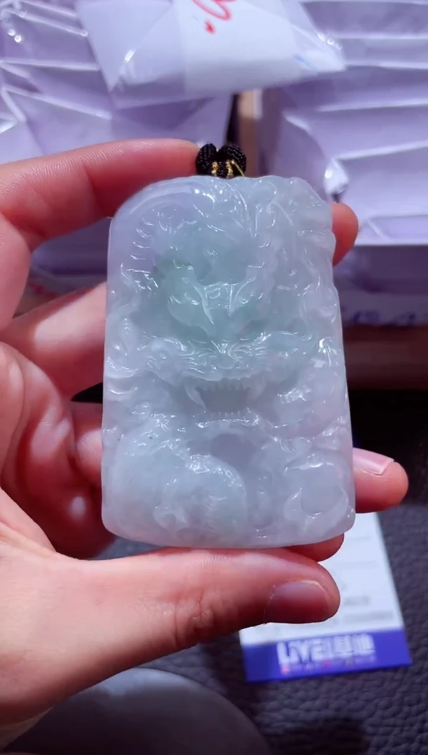 颈饰未镶嵌翡翠00006883