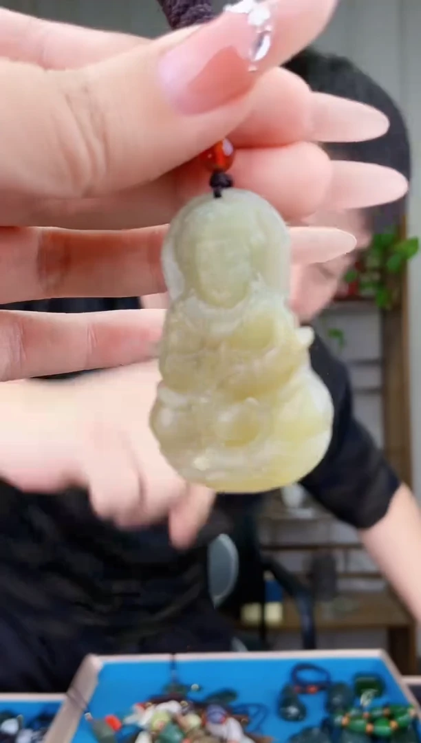 和田玉未镶嵌挂件拍一发一，多样性发货！