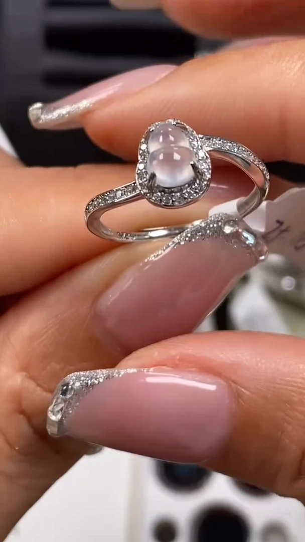 【闪购商品】翡翠戒指银S925镶嵌9245