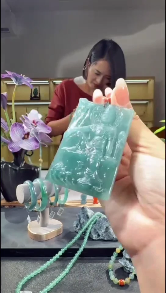 吊坠(不含链)未镶嵌翡翠观音