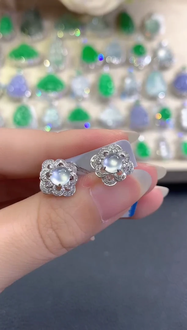 18K金镶嵌翡翠耳饰b126